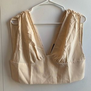 Double V neck tank top